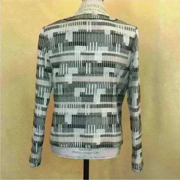 Badgley Mischka Unique Evening Formal Jacket
Women's Size Medium EUC - Picture 3 of 9